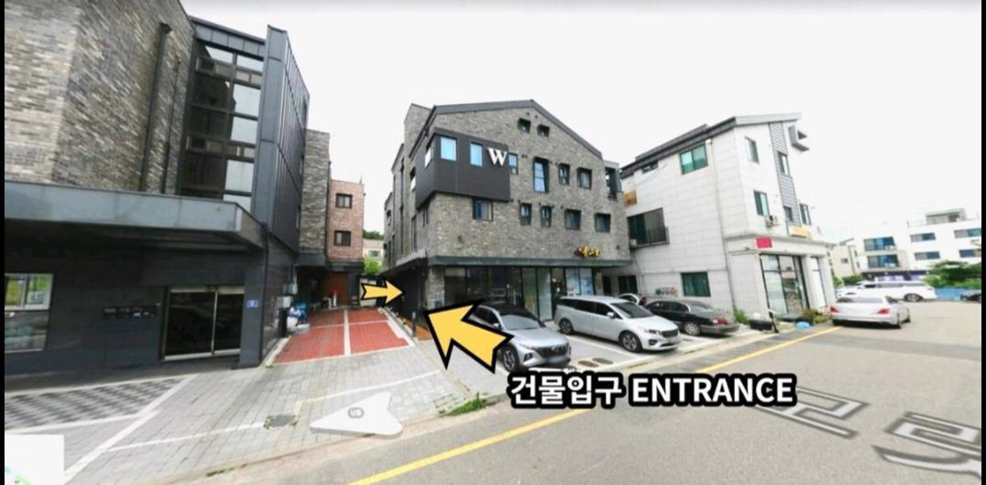 W Premium Guesthouse Incheon Airport Værelse billede
